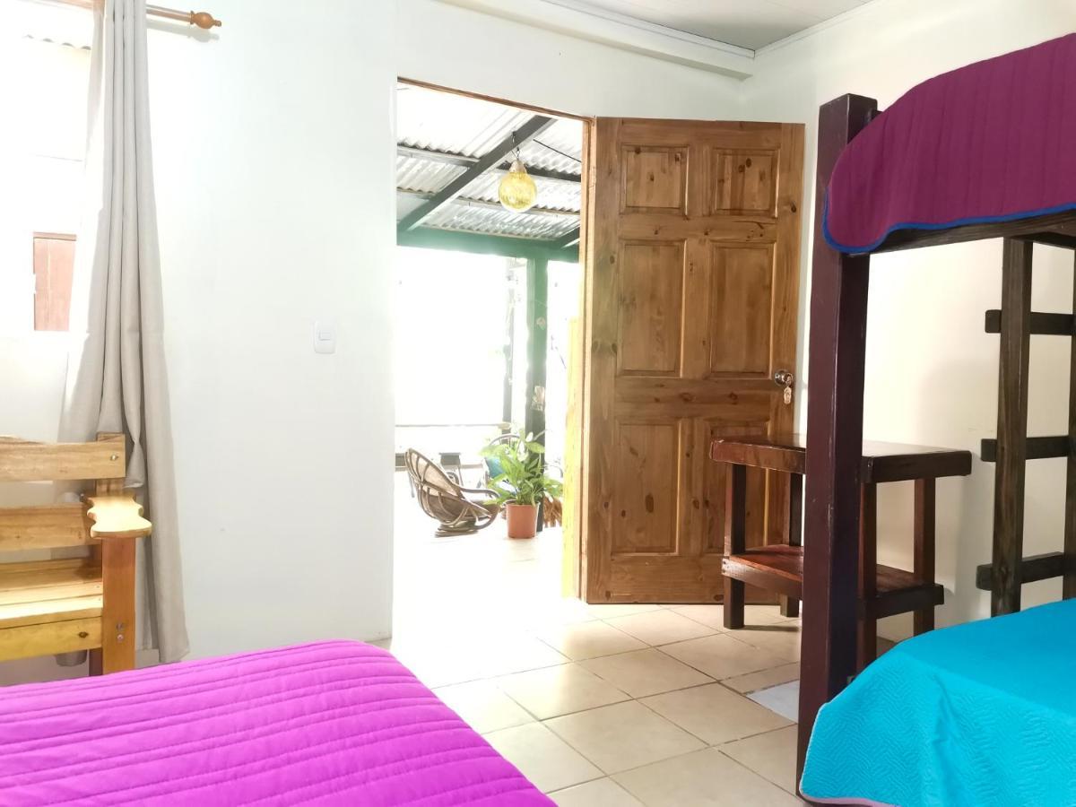 Casita Happy Feet And Tours Corcovado Drake Bay Exterior foto