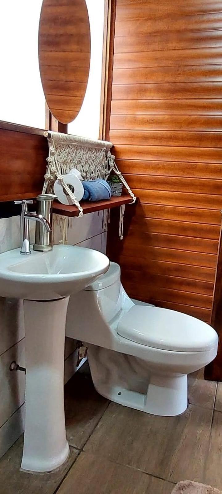 Casita Happy Feet And Tours Corcovado Drake Bay Exterior foto